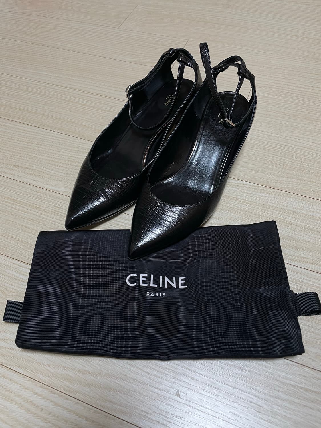 셀린느 키튼힐 슬링백 상품이미지1