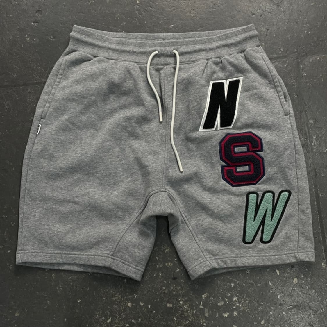 105 나이키 NSW 반바지 상품이미지1