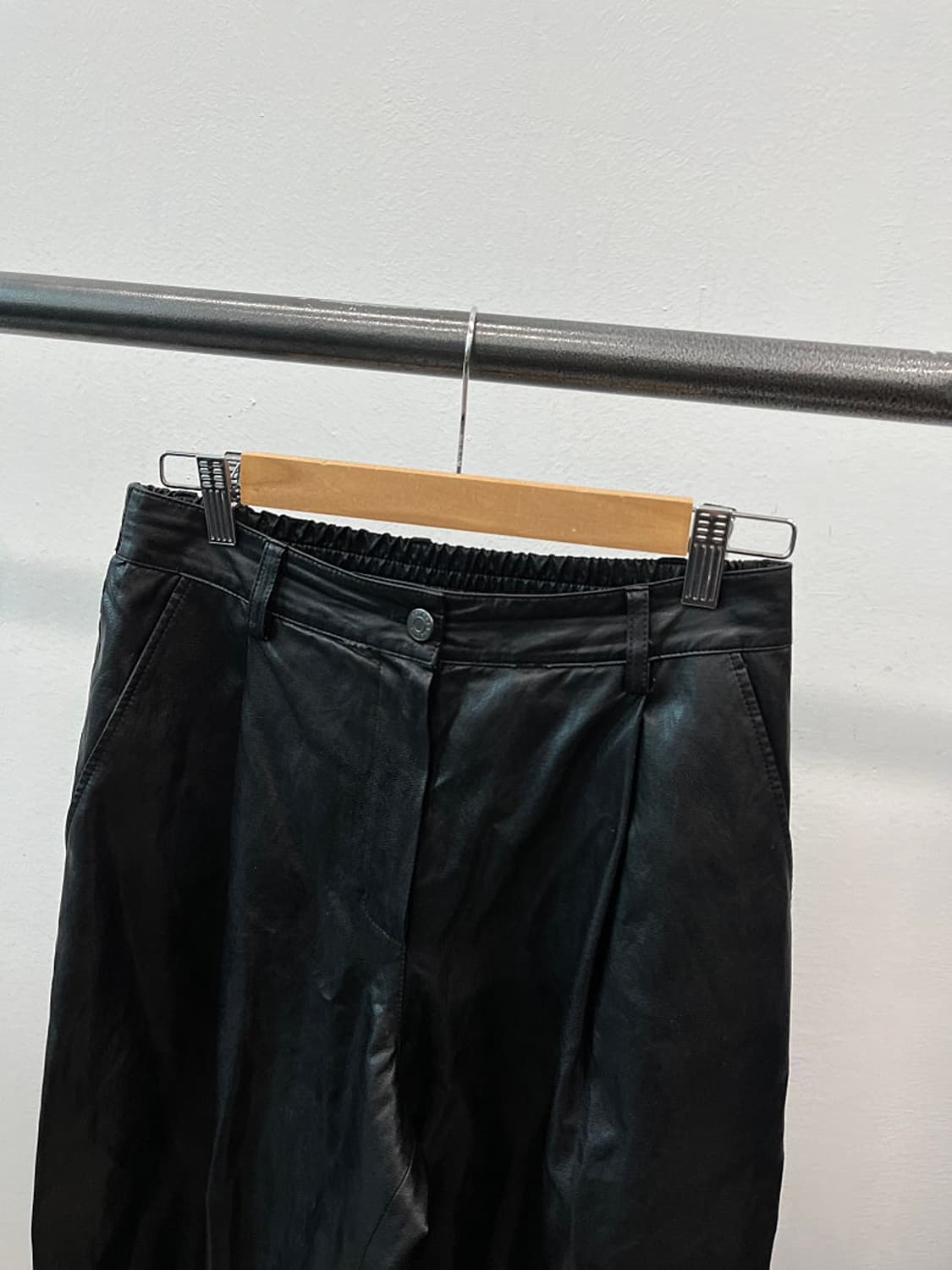 여) 톰그레이하운드 레더 팬츠  상품이미지5