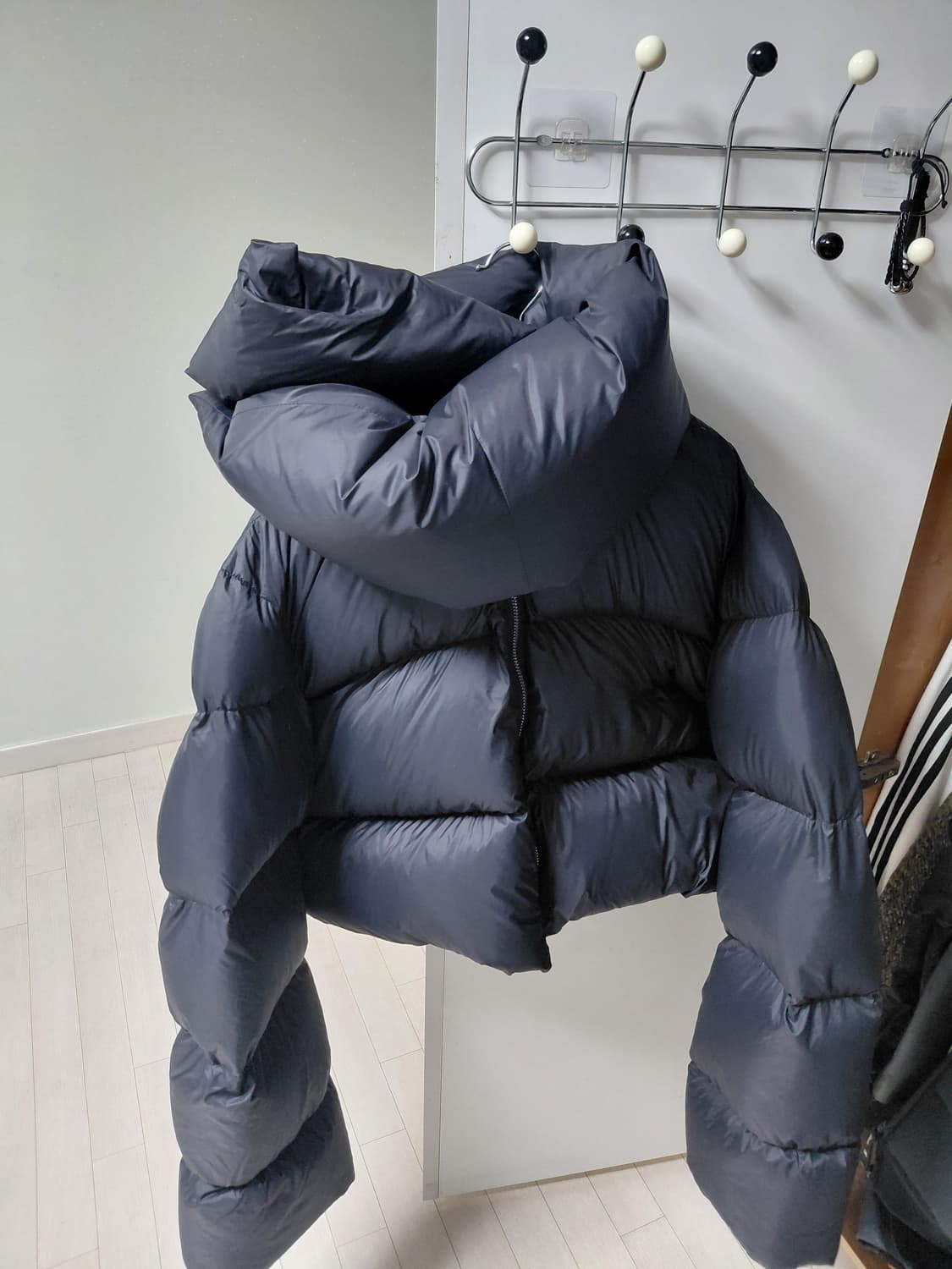 릭오웬스 18fw sisphus 퍼넬넥 패딩 상품이미지1