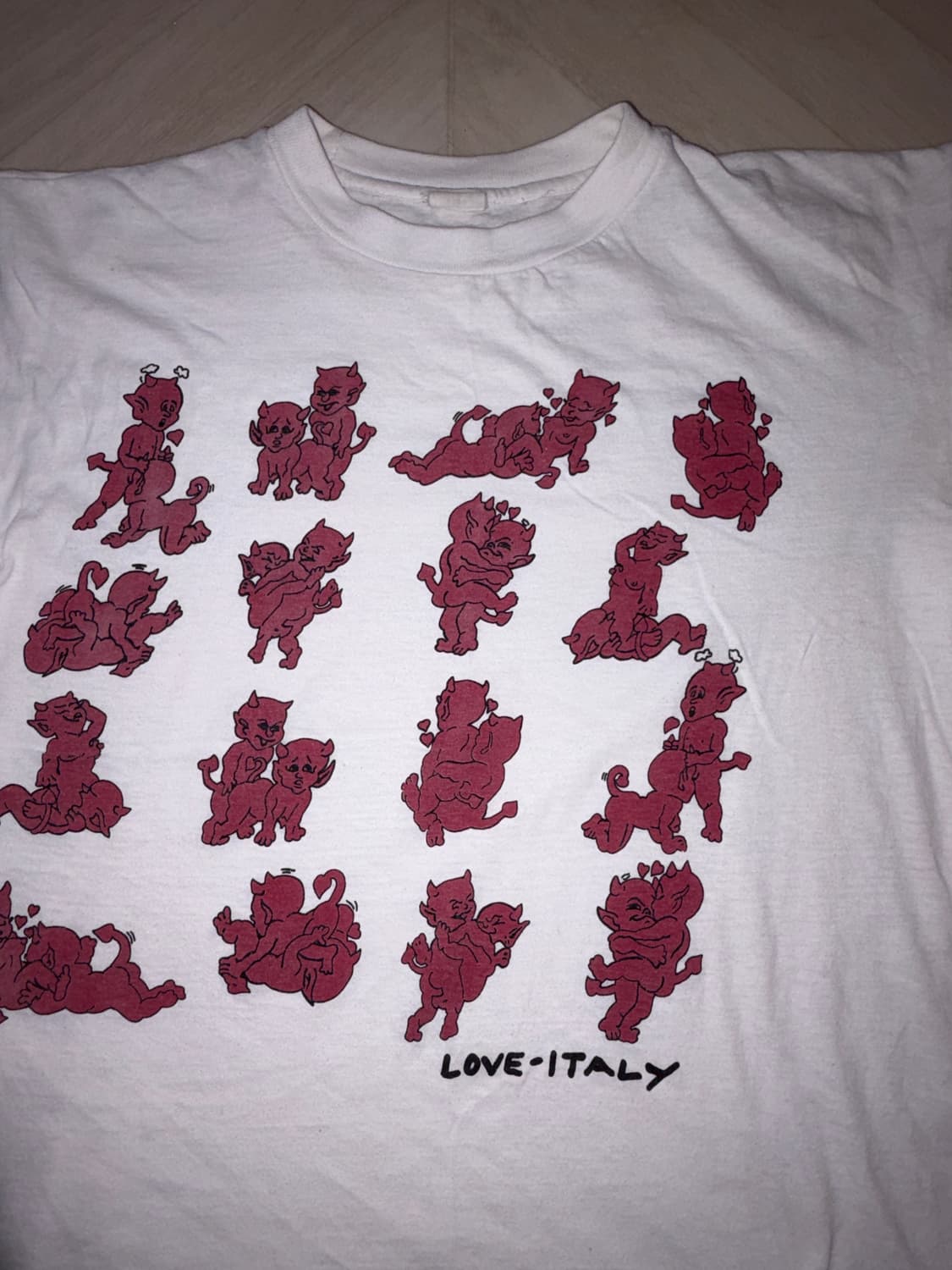 vintage devil kama sutra t shirts 상품이미지1