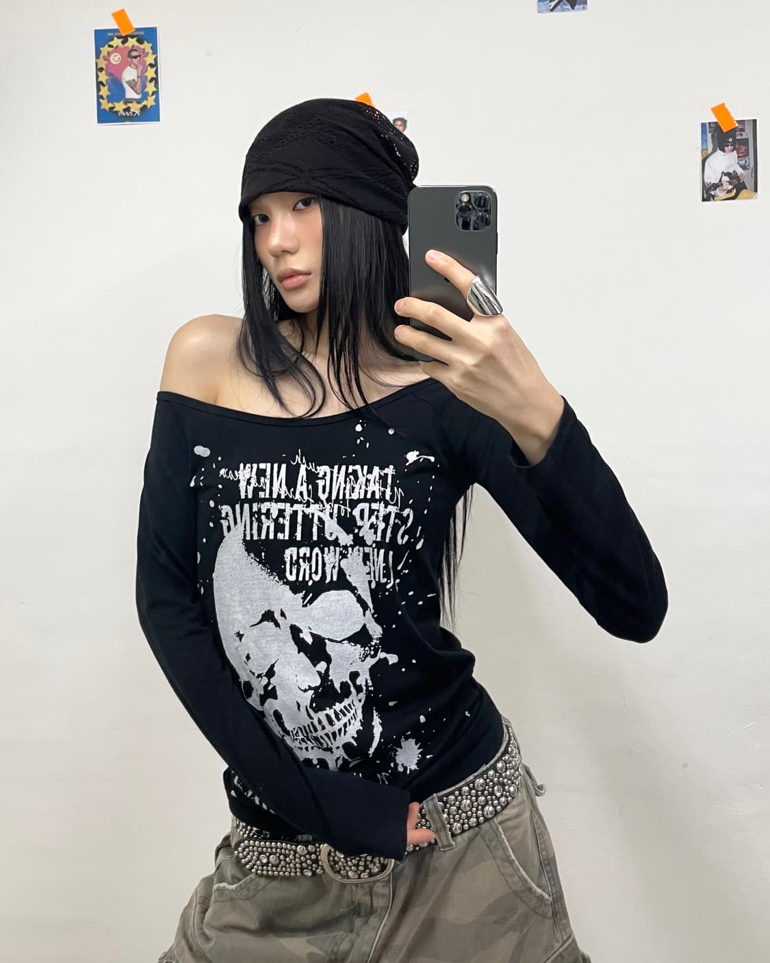 Skeleton Shoulder Black Long Sleeve 상품이미지1
