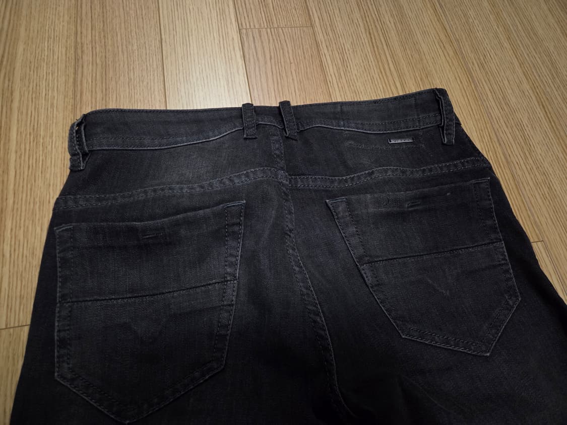 디젤  Thommer 슬림핏 워싱 청바지 상품이미지8