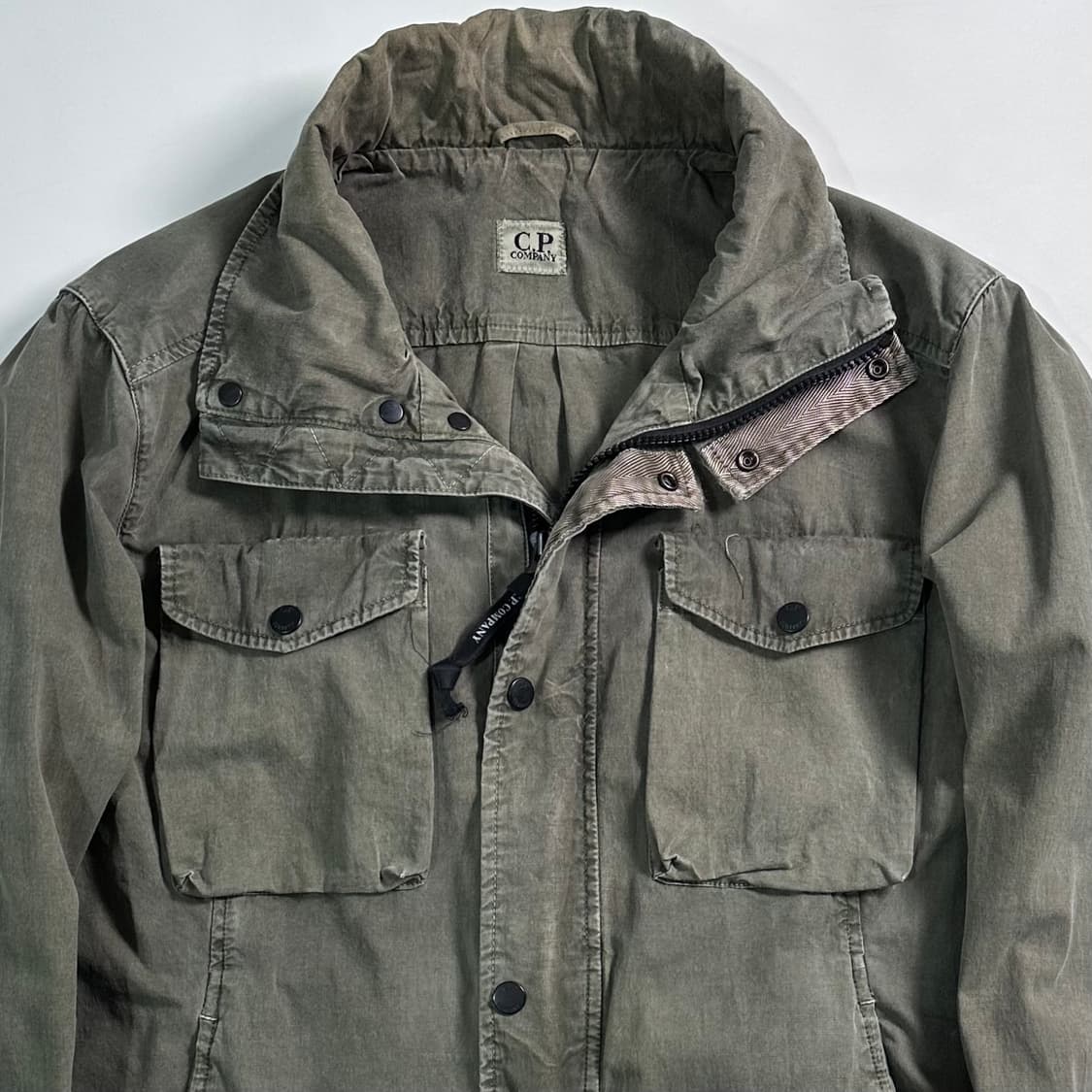 Cp컴퍼니 카키 페이딩 투포켓 자켓 상품이미지2