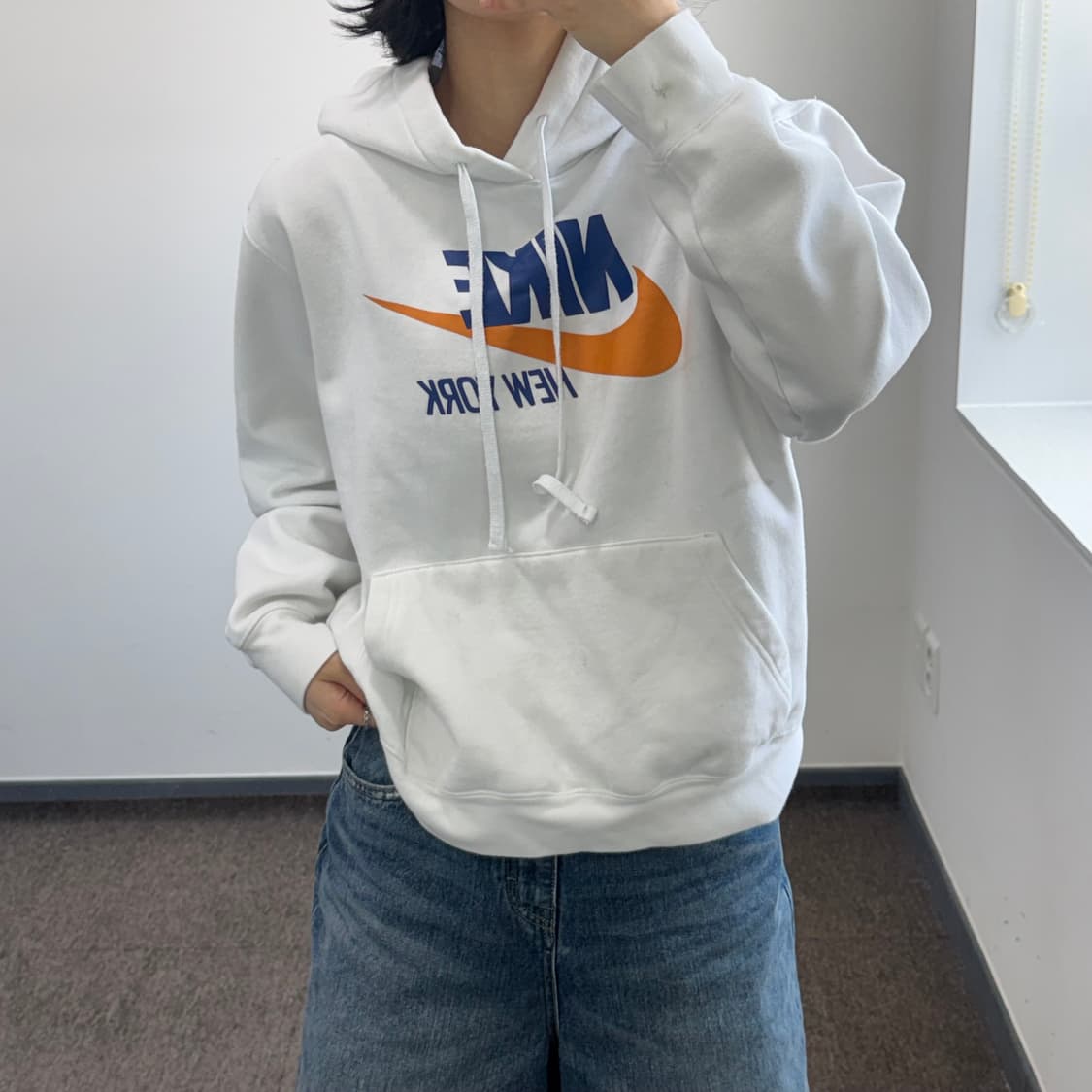 Nike 나이키 블루 로고 화이트 기모 후드티 상품이미지1