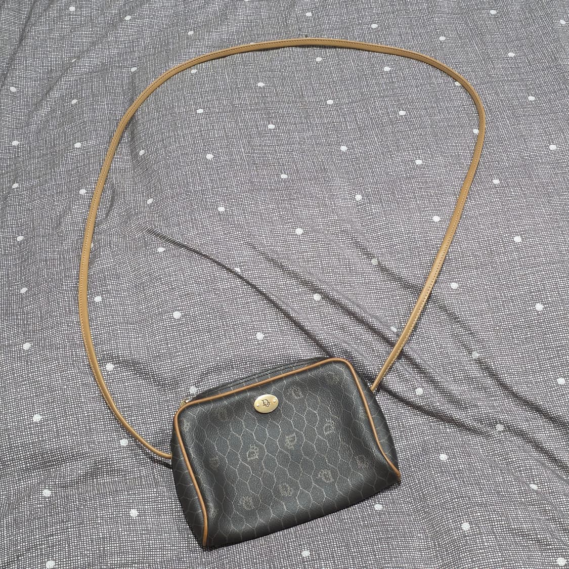 디올 빈티지 허니콤 숄더백 겸 크로스백 상품이미지3