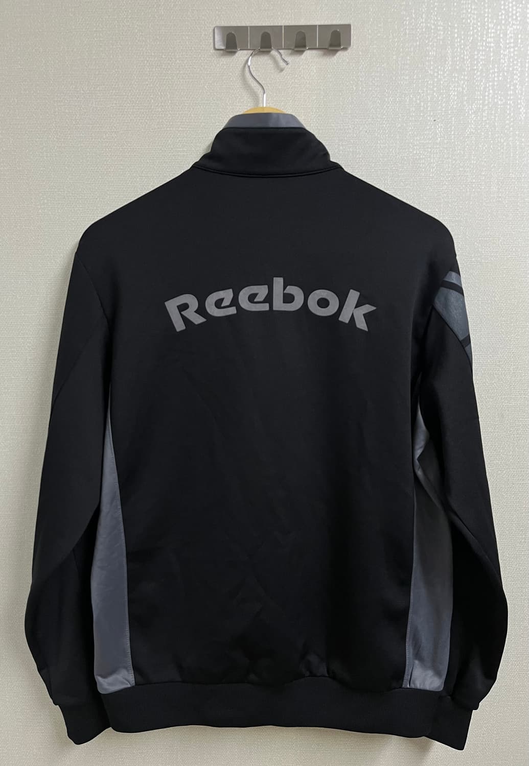 리복 블랙 트랙탑 자켓 상품이미지2