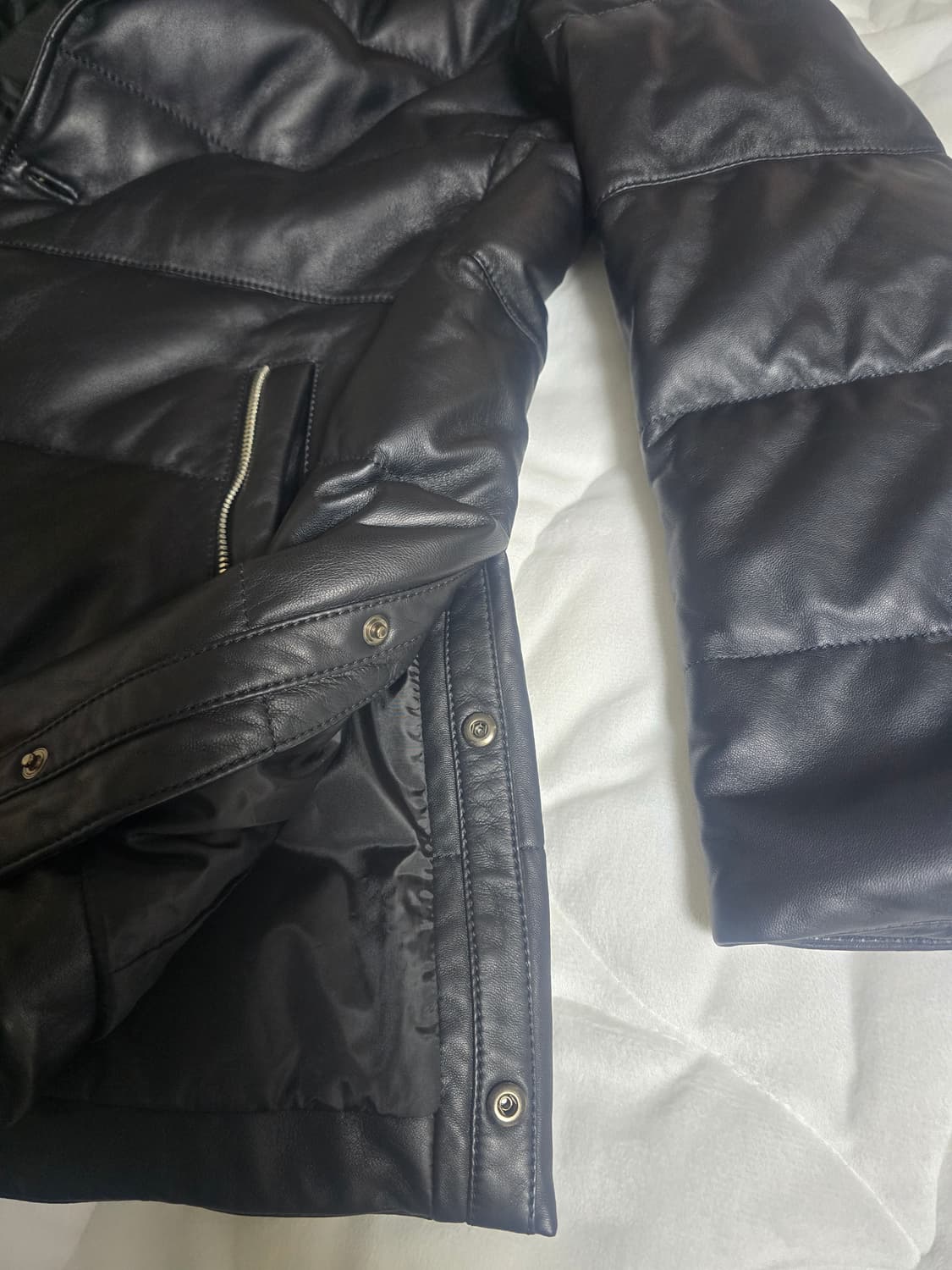 바쏘옴므 블랙컬러 프리미엄 천연 양가죽 구스다운 자켓 상품이미지7