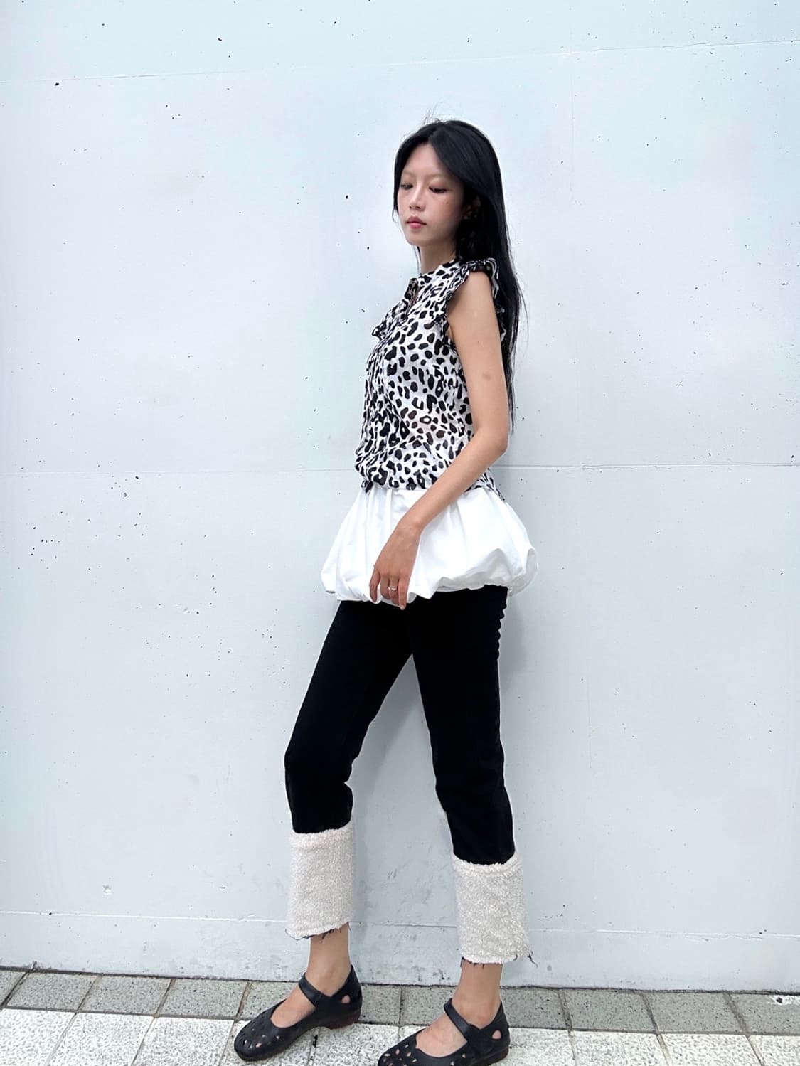 Leopard ruffle blouse / black & white 상품이미지3