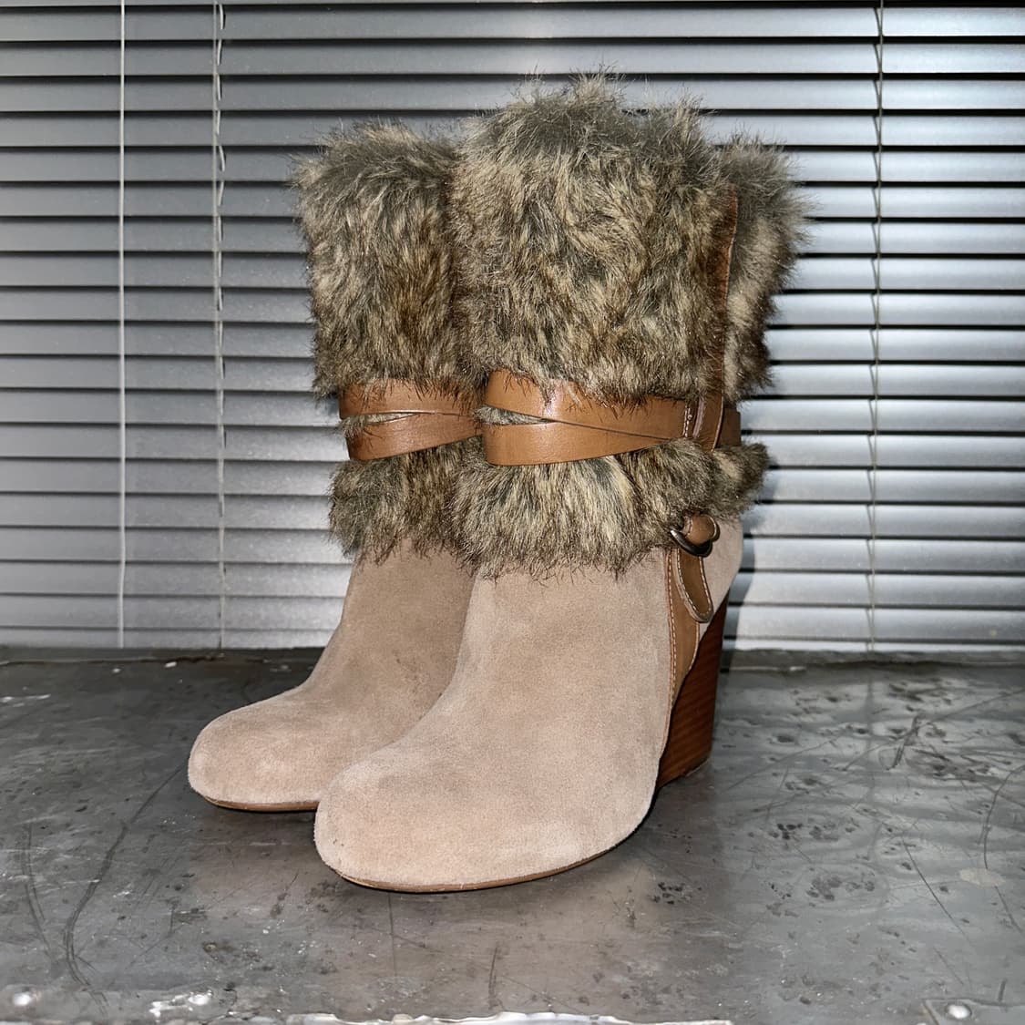 00s 스웨이드 & 퍼 웨치힐 부츠 상품이미지2