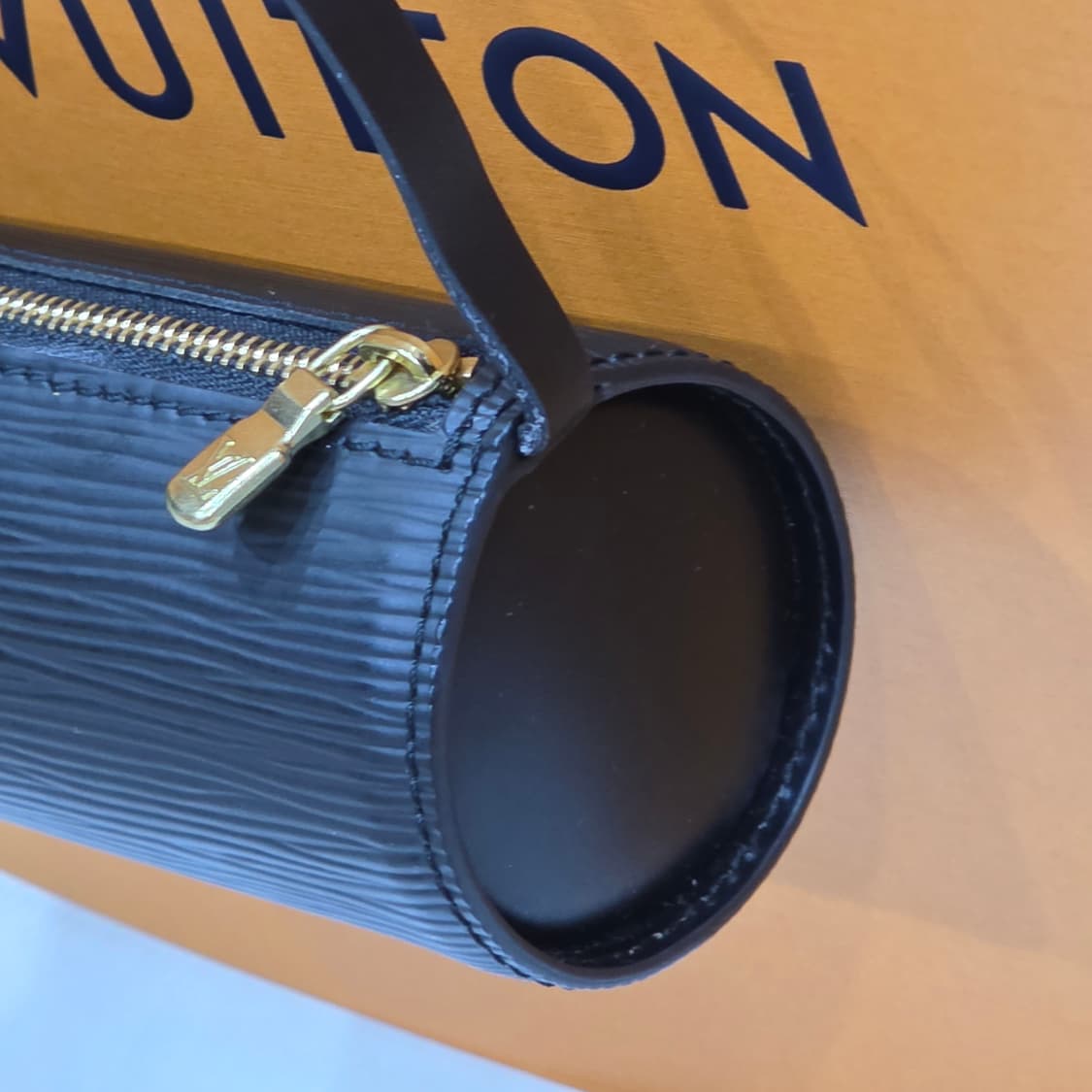 루이비통 에삐 빠삐용 미니백  상품이미지5