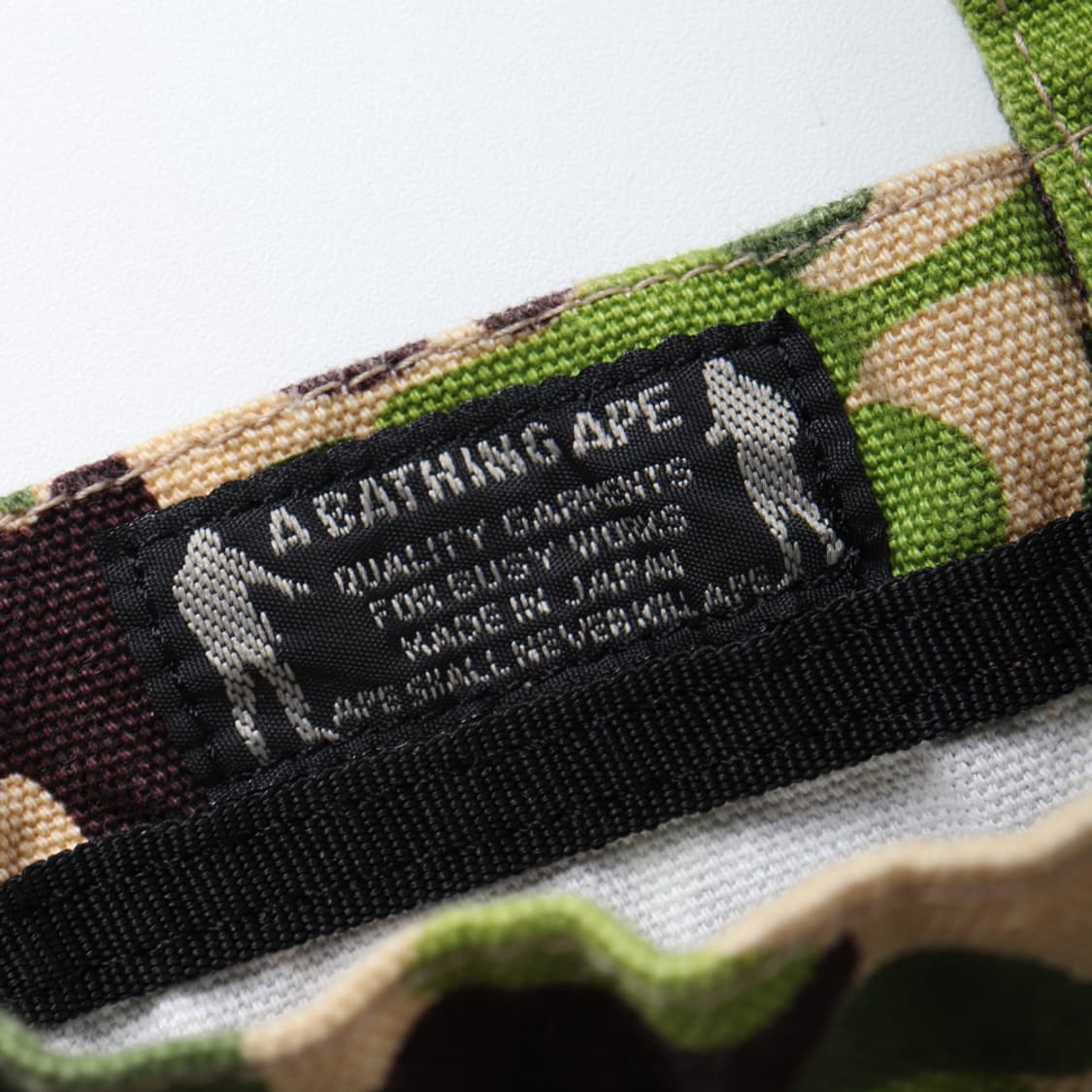 베이프 A BATHING APE Camo Tote Bag 상품이미지4