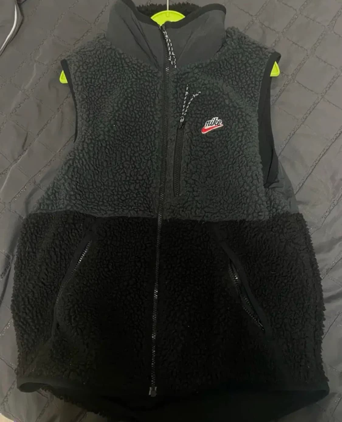 나이키 신형 후리스 조끼 상품이미지1