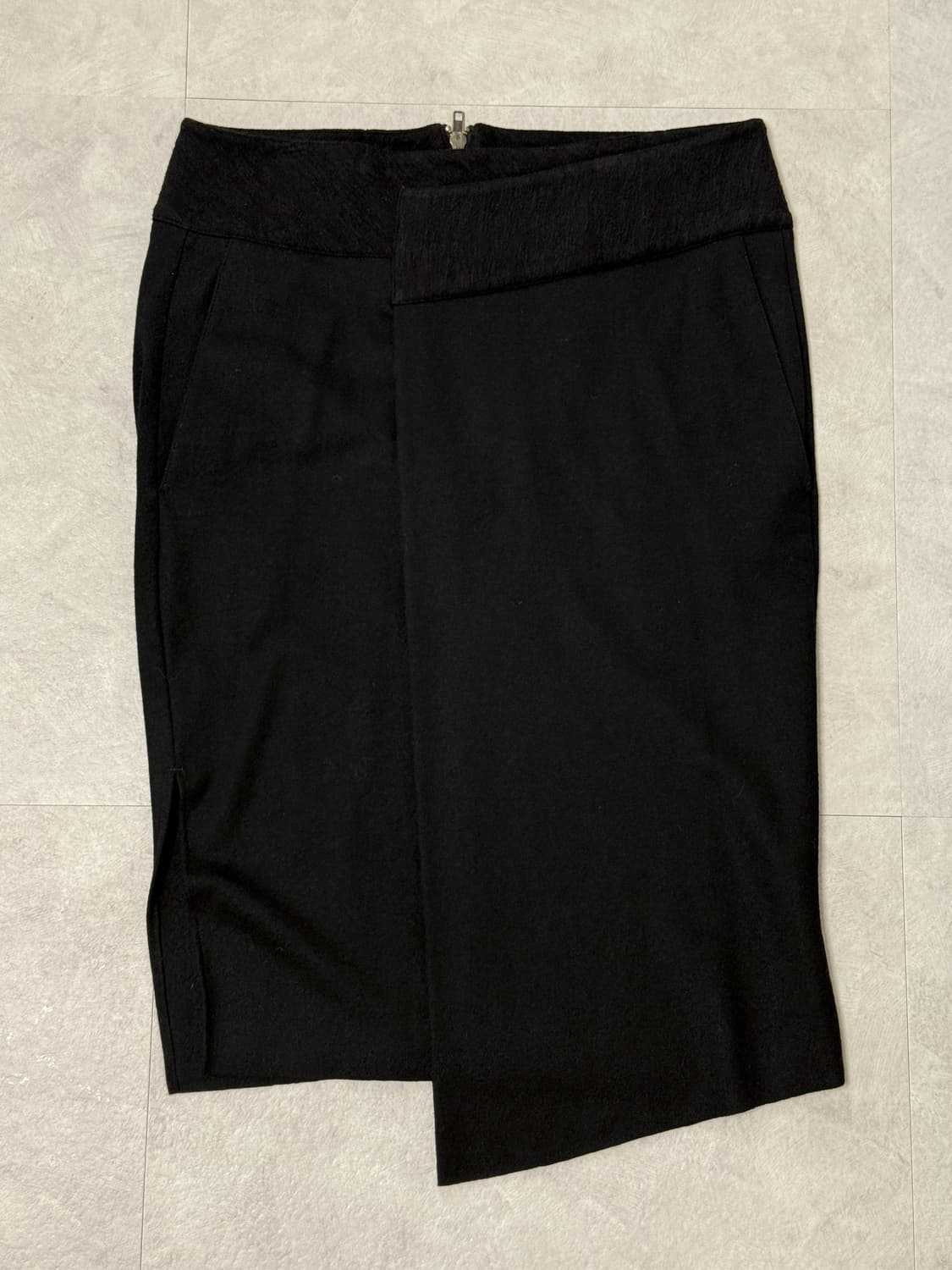 헬무트렝 텍스처드 울 미디 스커트 블랙 상품이미지4