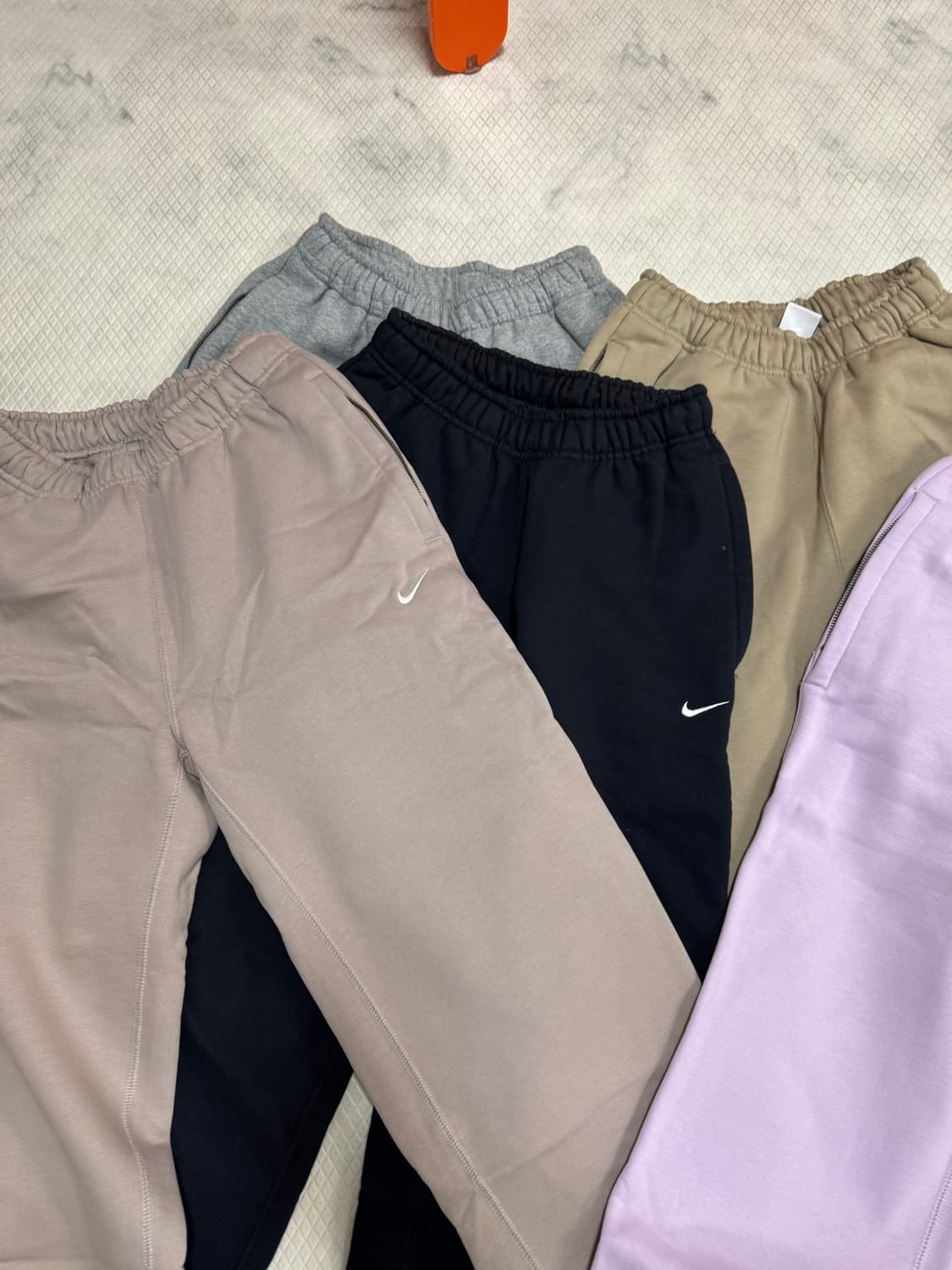 나이키 NRG 솔로스우시 트레이닝 팬츠 5벌 팝니다 상품이미지2