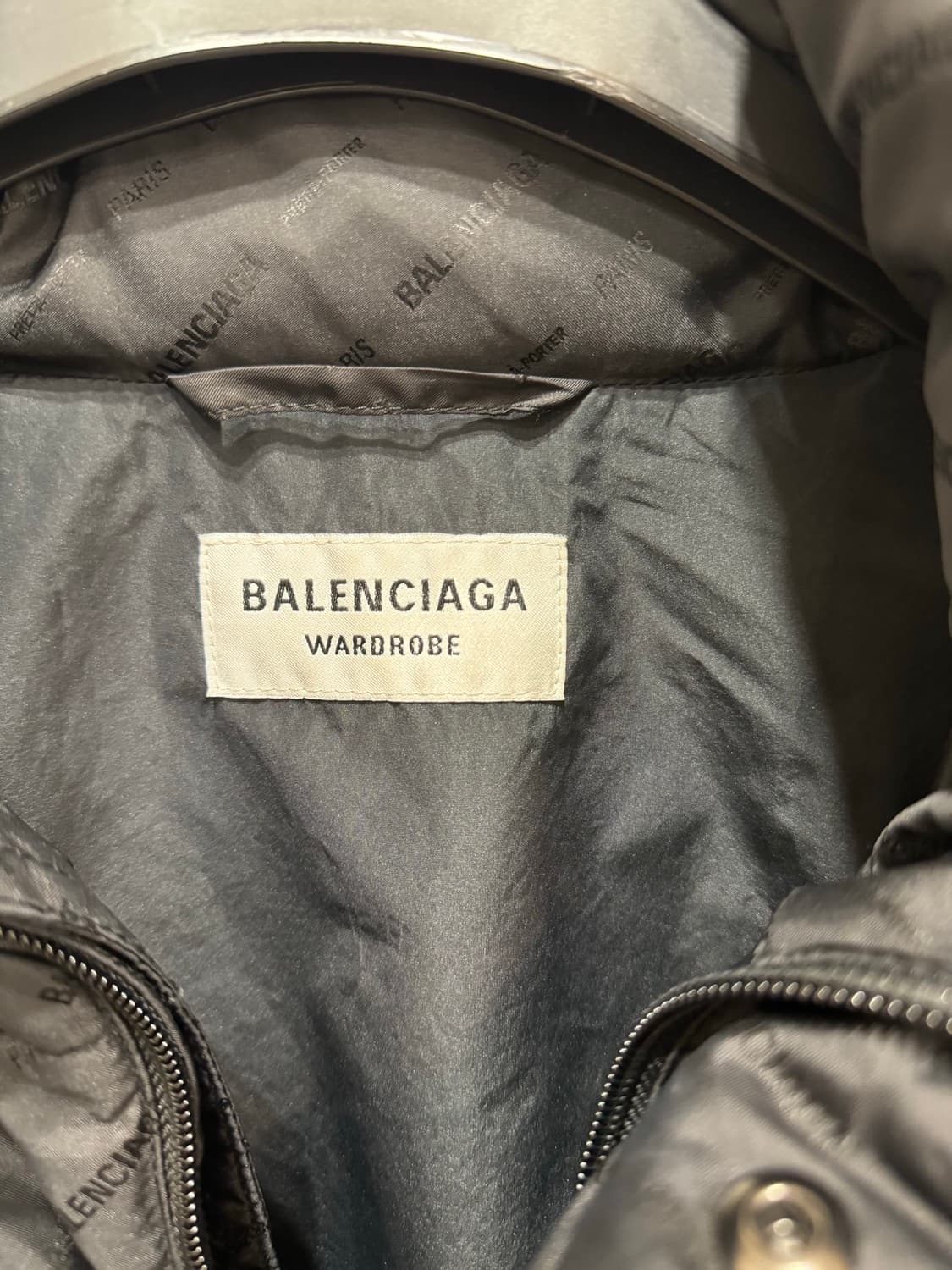 Balenciaga  Puffer Jacket 상품이미지5