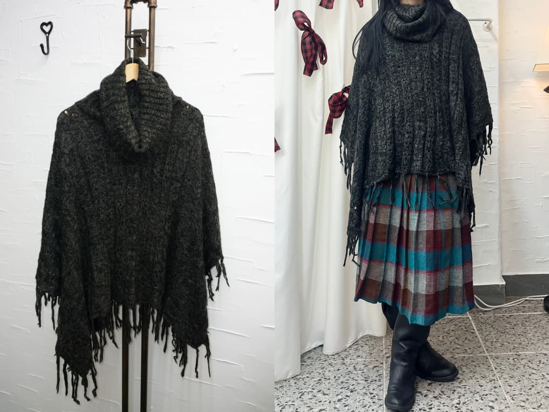 charcoal fringe cape 상품이미지1