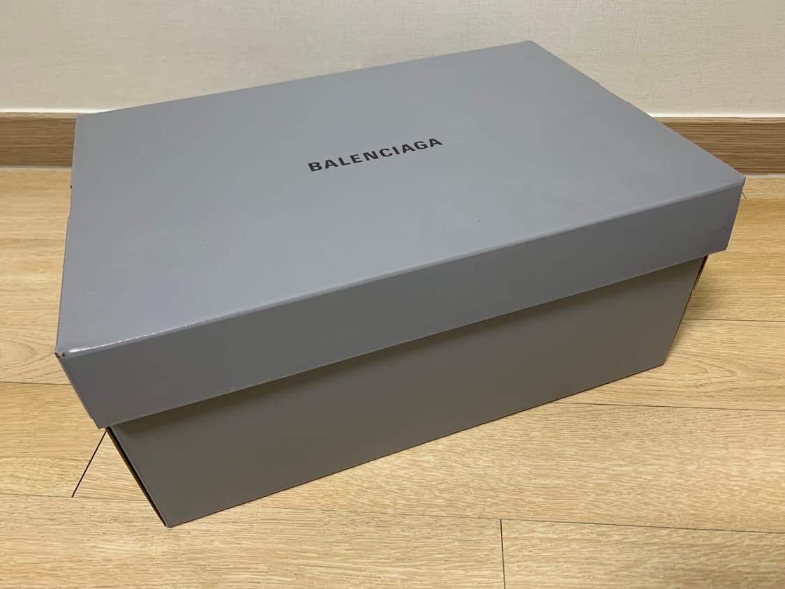 롯백본점)발렌시아가 3XL 올블랙 , 39size(255), 6회 착용 상품이미지4