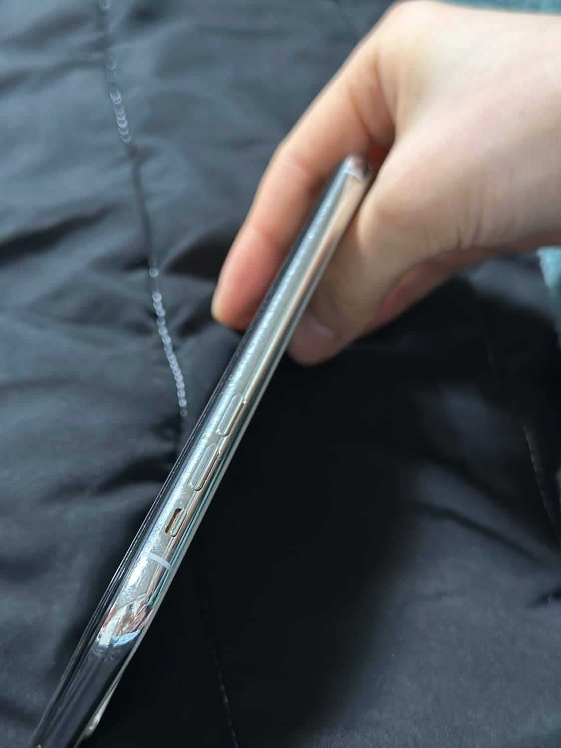 아이폰 xs 64GB 실버 상품이미지3