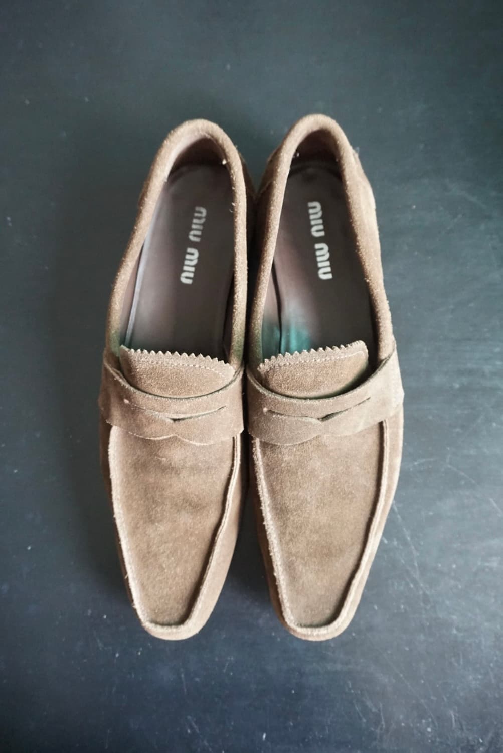 Miumiu suede loafers 상품이미지1
