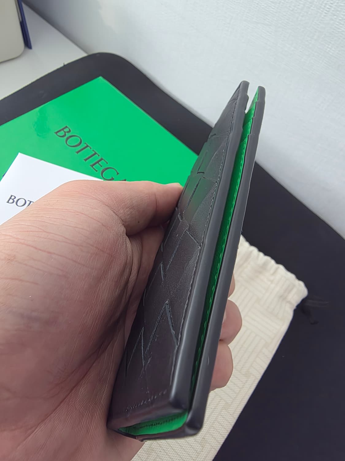 보테가베네타 인트레치아토 투톤카드지갑 상품이미지4