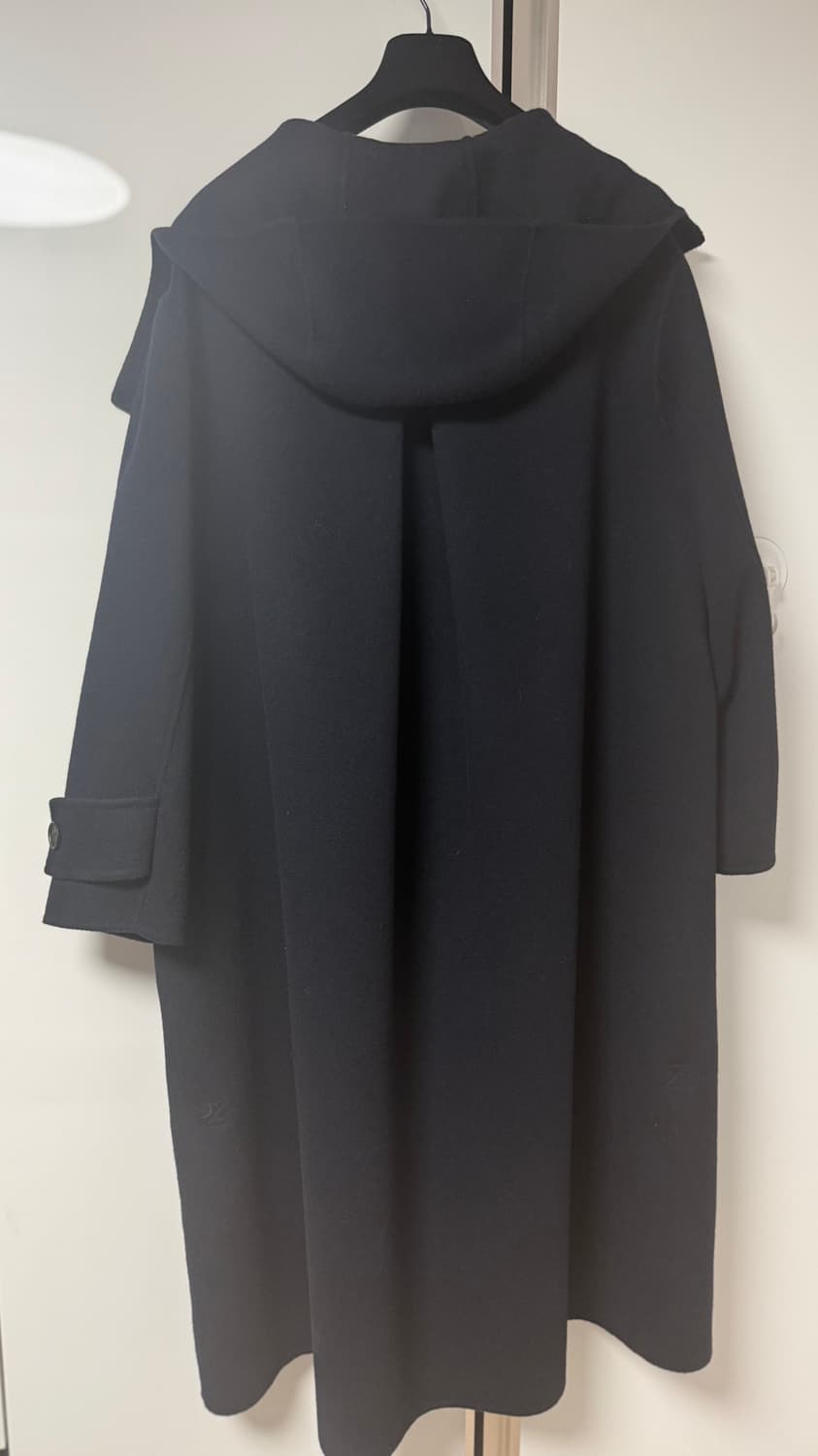 로리엣 핸드메이드 인버티드 플리츠 후디 코트(네이비) 상품이미지2