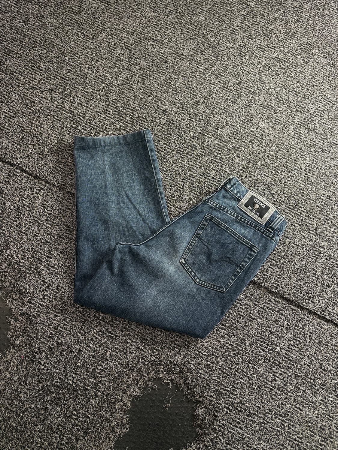 베르사체 진스 꾸뛰르 아카이브 워싱 데님 팬츠 4539 상품이미지1