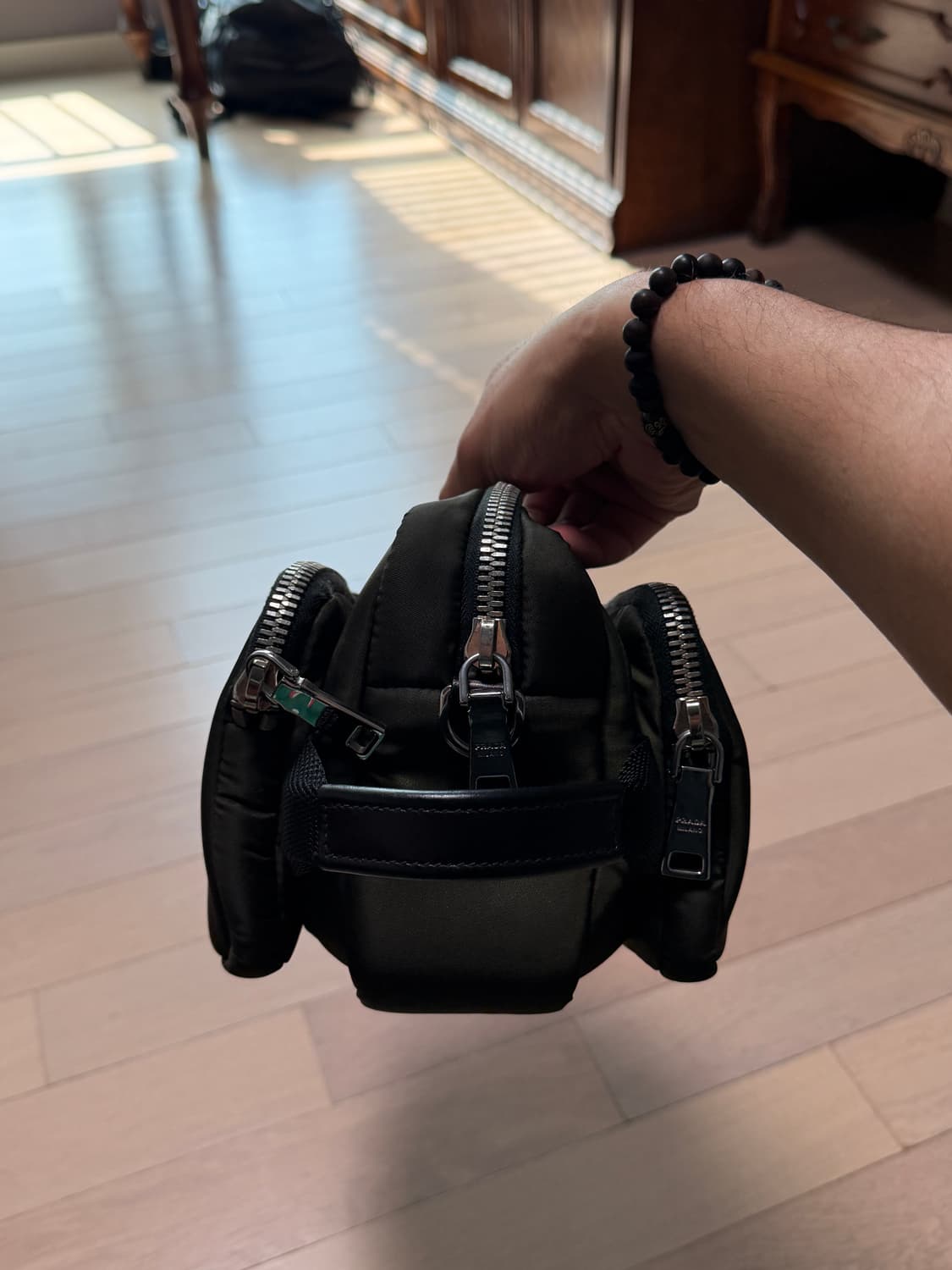 프라다 리나일론 포켓 파우치백 , 클러치백 (보증서) 상품이미지3