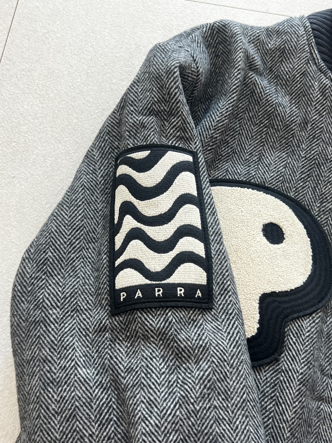 (BY PARRA)바이파라 바시티 자켓 L 상품이미지3