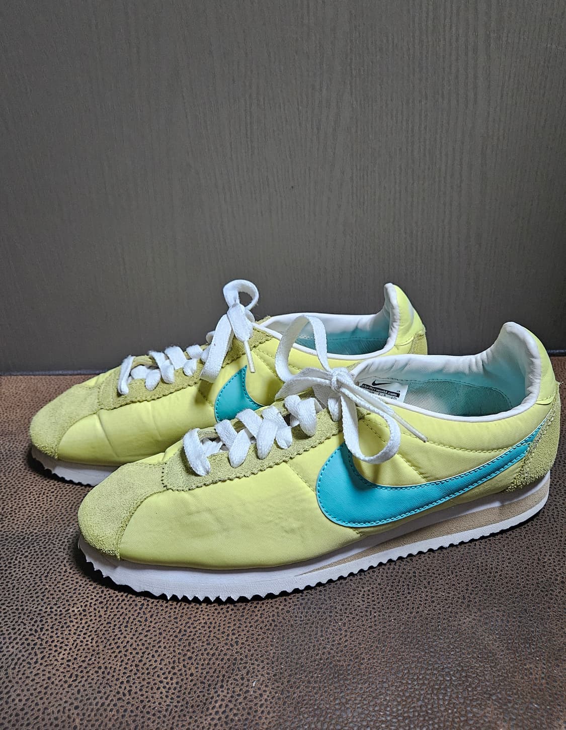 나이키 코르테즈 옐로우/블루 250mm 상품이미지1