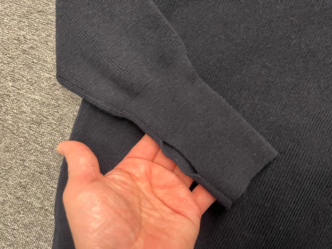 [100] 유니클로 U 터틀넥니트 블랙 L  상품이미지4