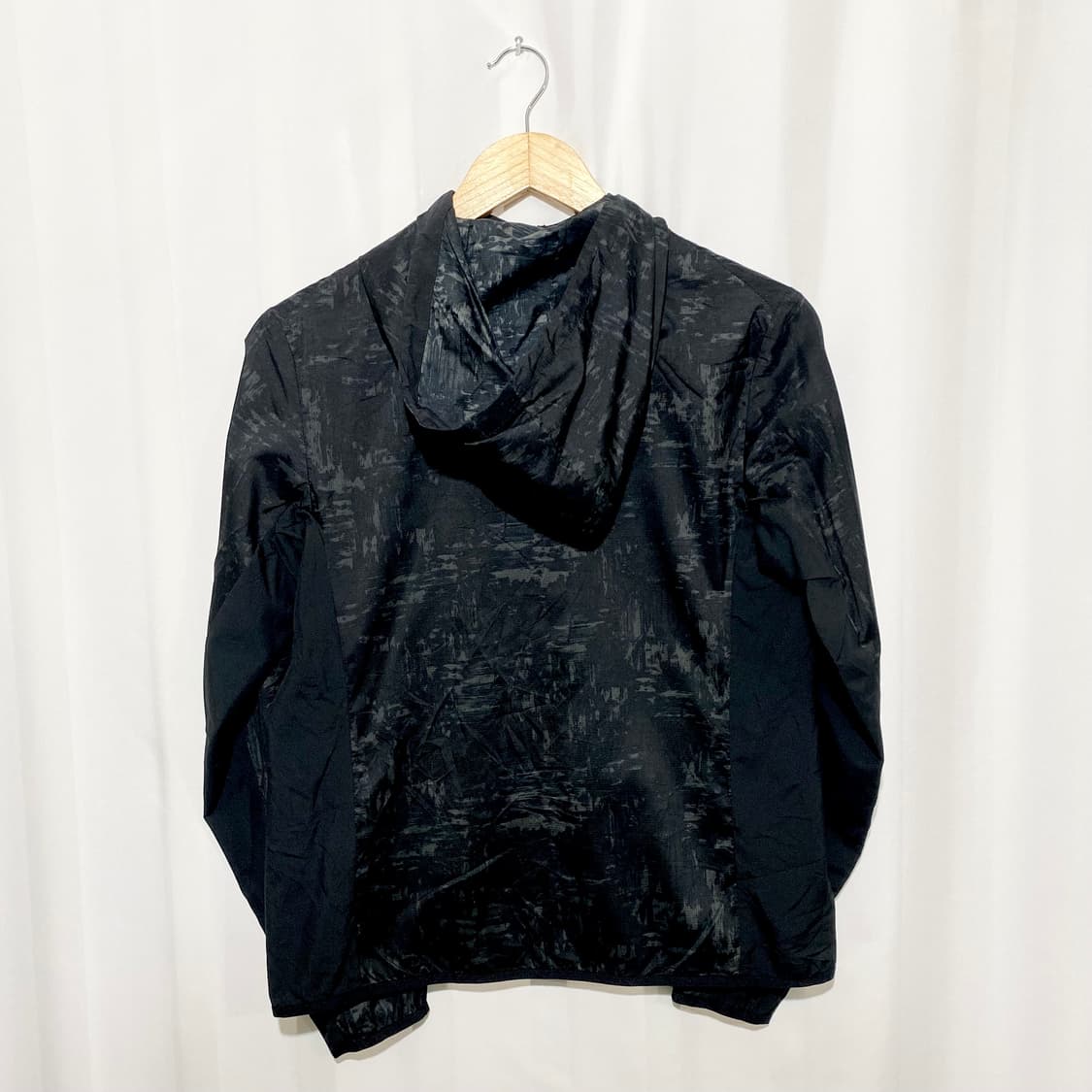 MEGURU YAMAGUCHI 유니클로 후드집업 상품이미지2