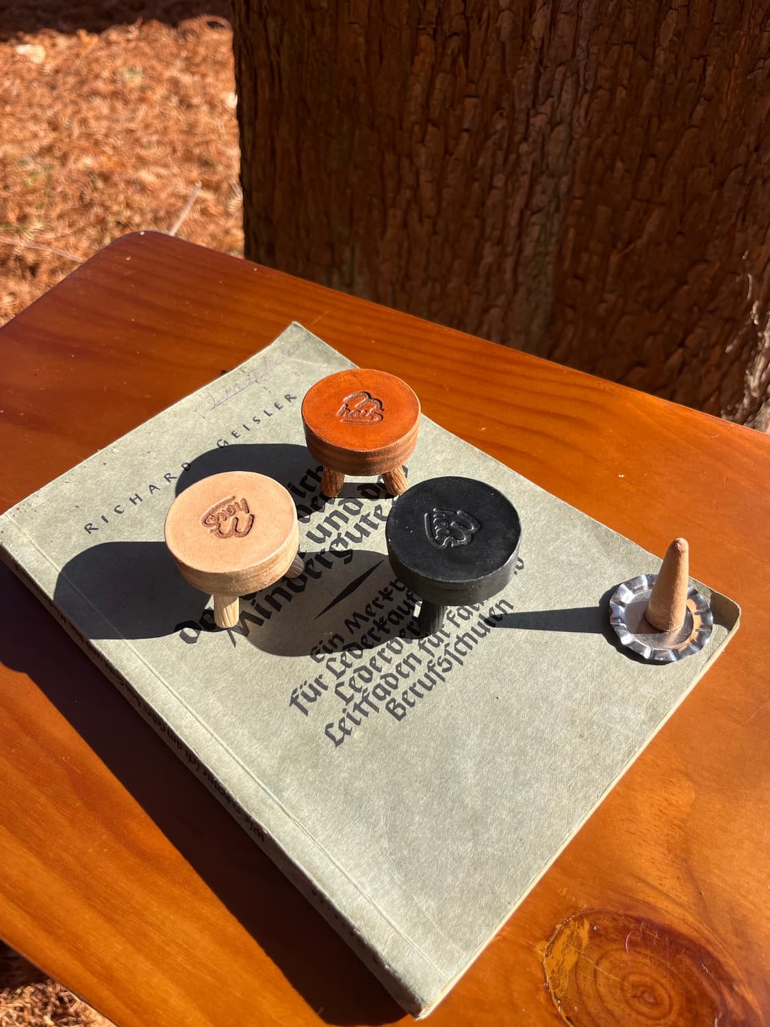 Stool incense holder 상품이미지1