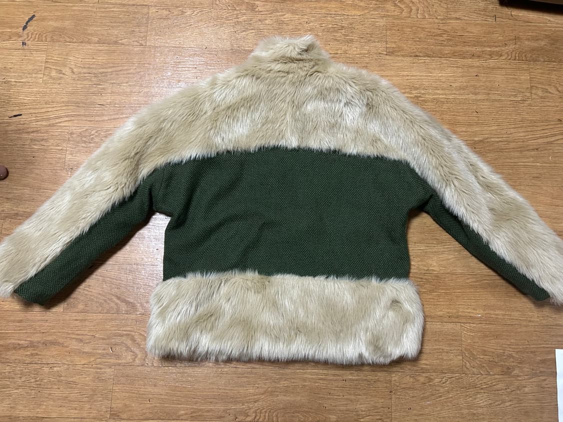 오들리워크샵 퍼자켓 브라운 판매해요 상품이미지4