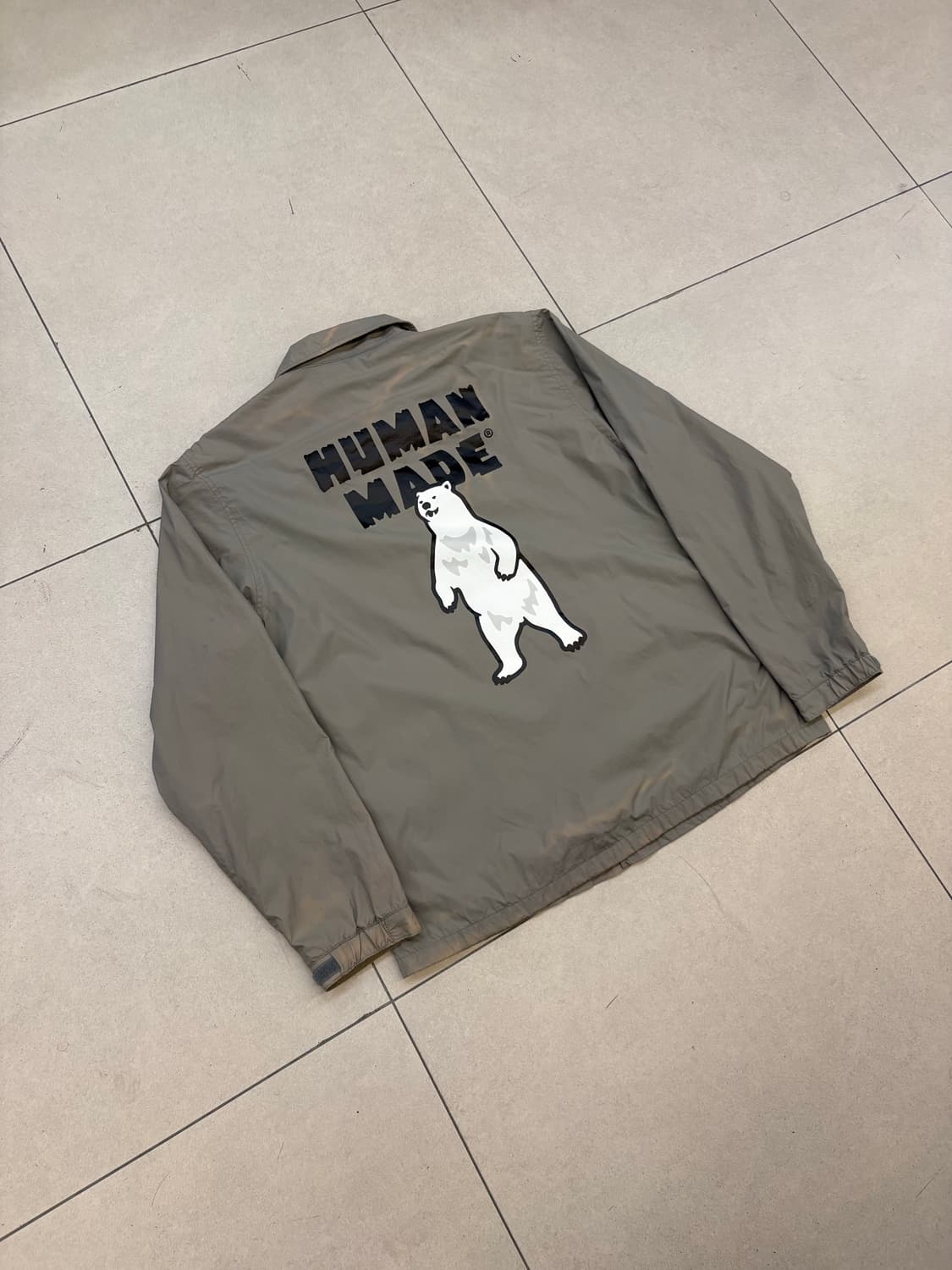 휴먼메이드 폴라베어 코치 자켓 상품이미지6