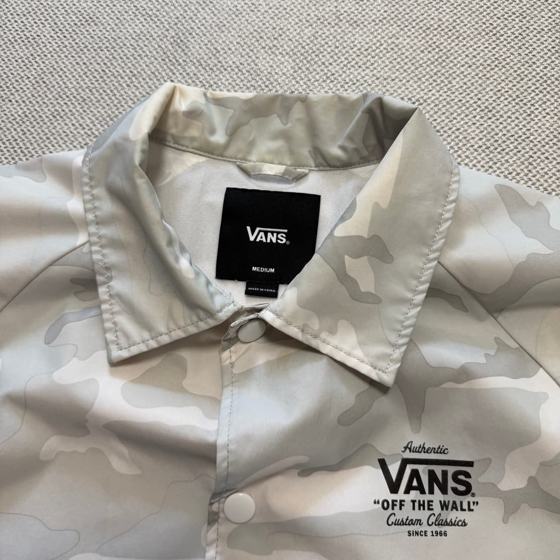 반스 카모 코치 자켓 상품이미지3