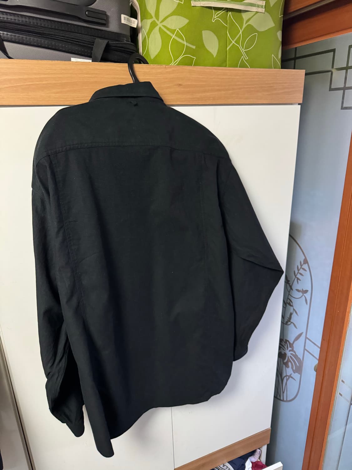 <거의 새것> [L] 다이아몬드 레이라 셔츠 검정 상품이미지9