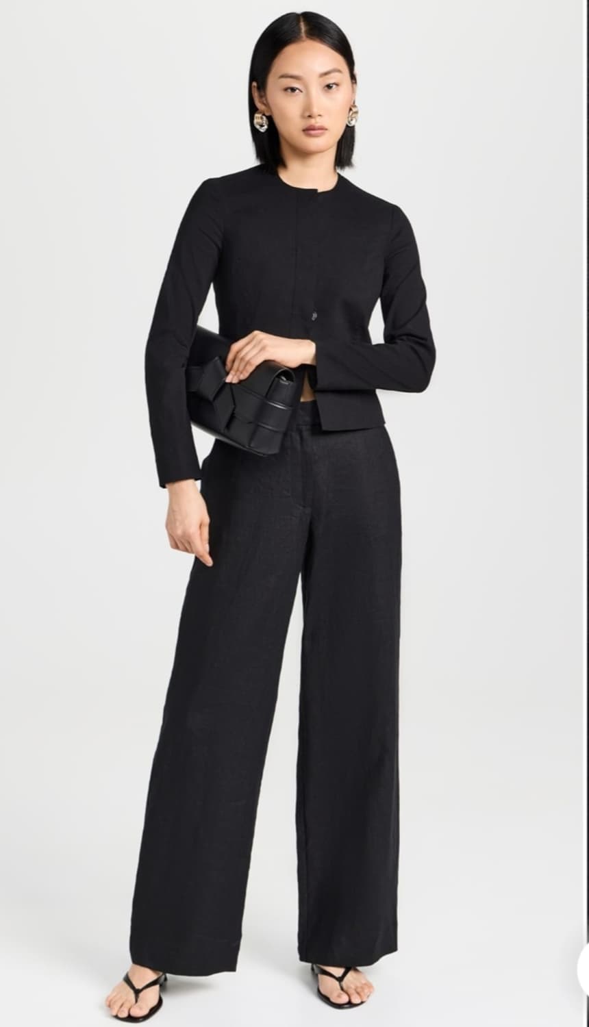 띠어리 24SS 린넨 크롭자켓 44사이즈(베이지색상 판매) 상품이미지2