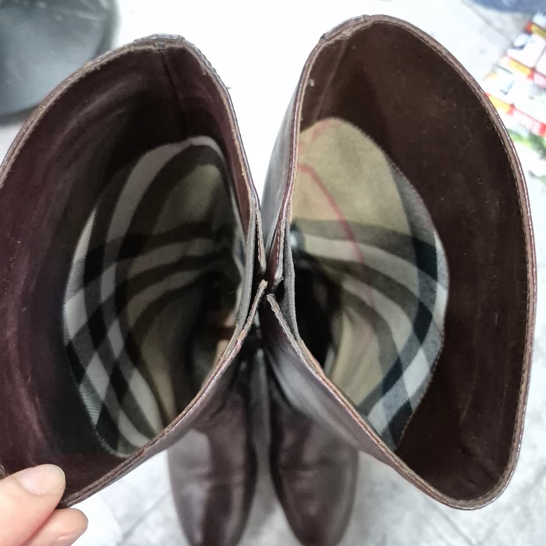 버버리 가죽 라이딩 부츠 상품이미지8