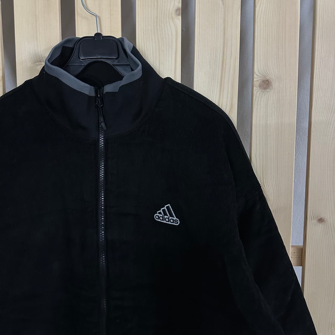 (XL) 아디다스 코듀로이 블랙 자켓 상품이미지4