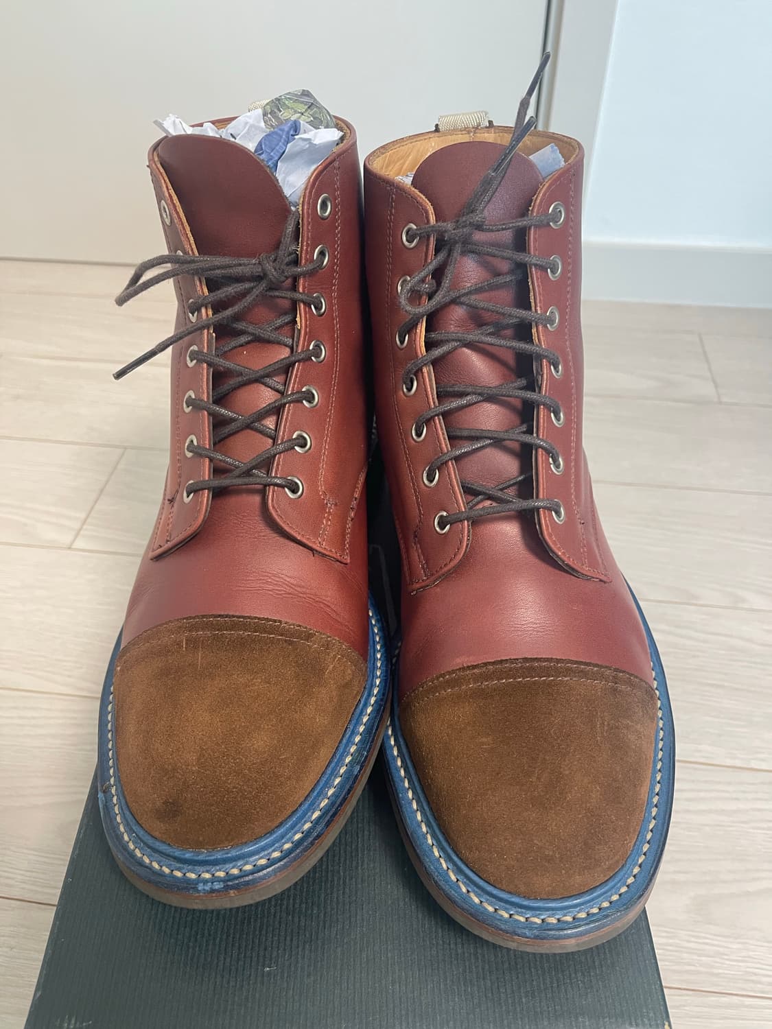 마크 맥네어리 Tan Waxy Snuff Suede Derby Boot  상품이미지4