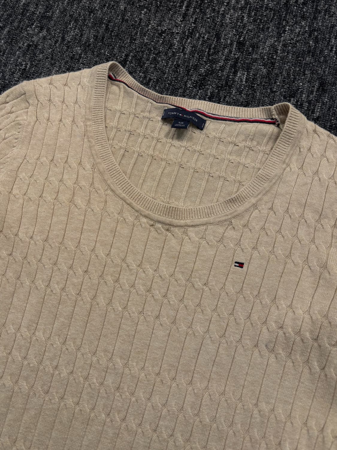 타미힐피거 베이지 니트 상품이미지4