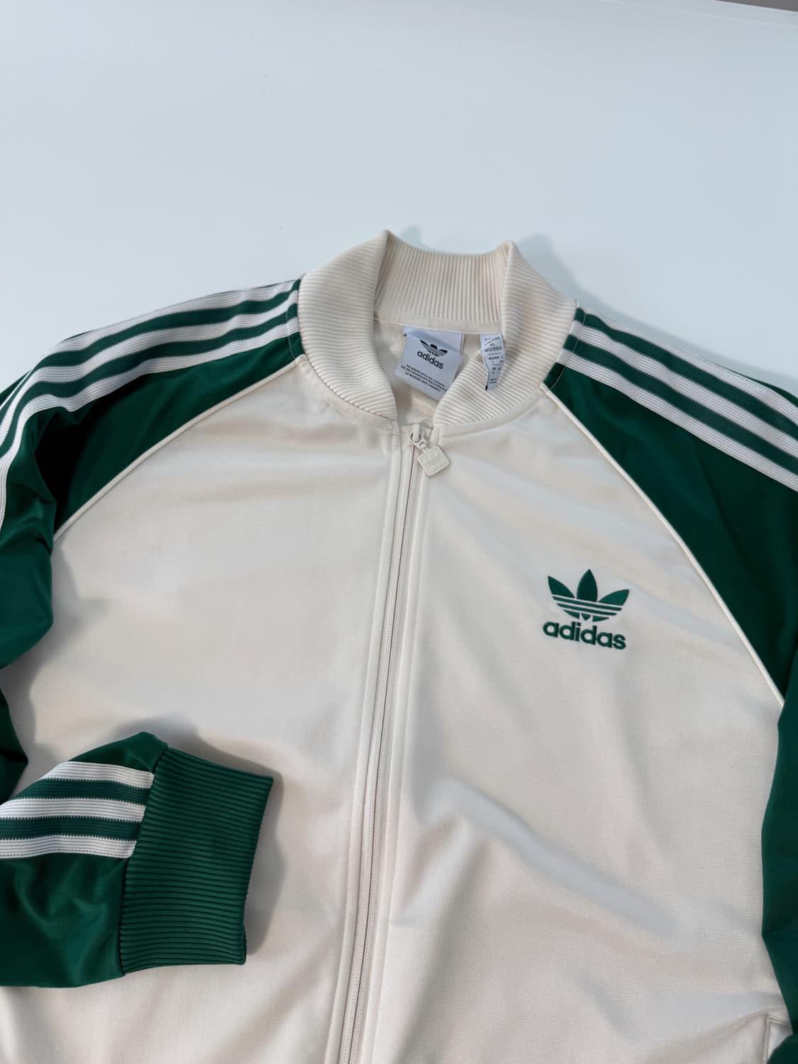 아디다스 오버핏 흰 초 배색 트랙 져지 상품이미지2