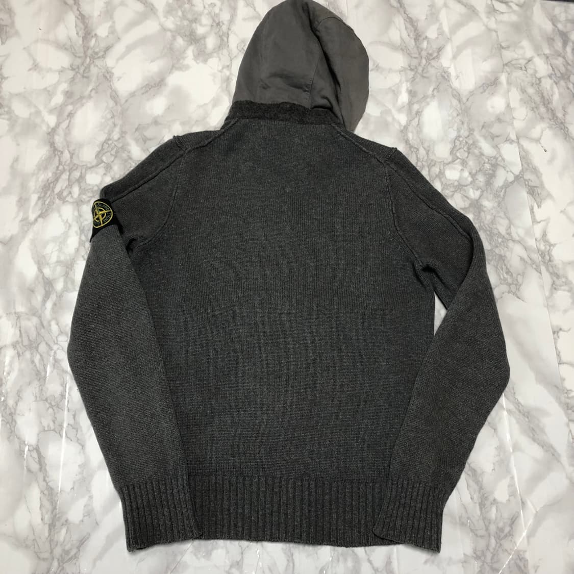 스톤아일랜드 니트 후드집업 그레이 자켓 남여공용 상품이미지4