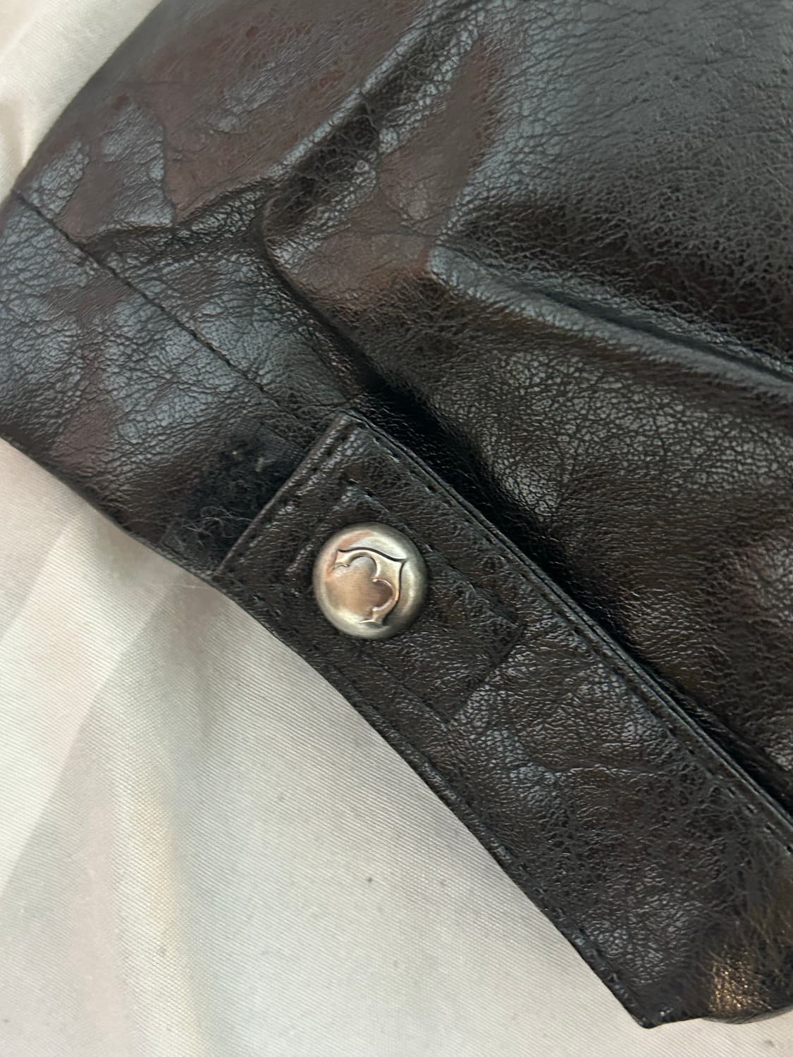 떠그클럽 레더 패딩 점퍼 3에러 상품이미지5