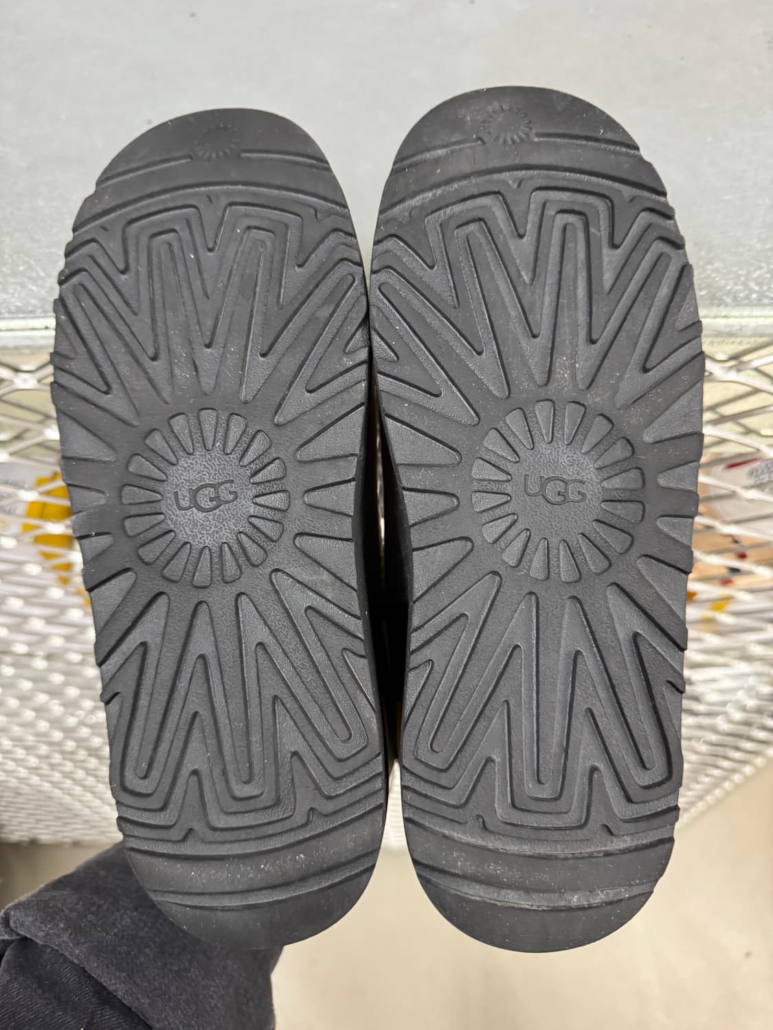 어그 클래식 클리어 미니 260 상품이미지7