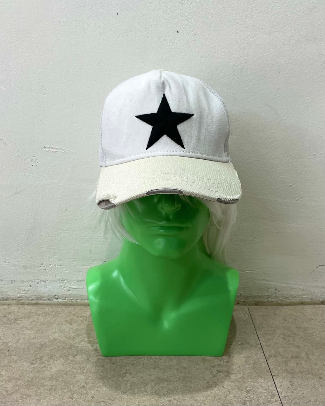 Damage Big Star White Cap 상품이미지2