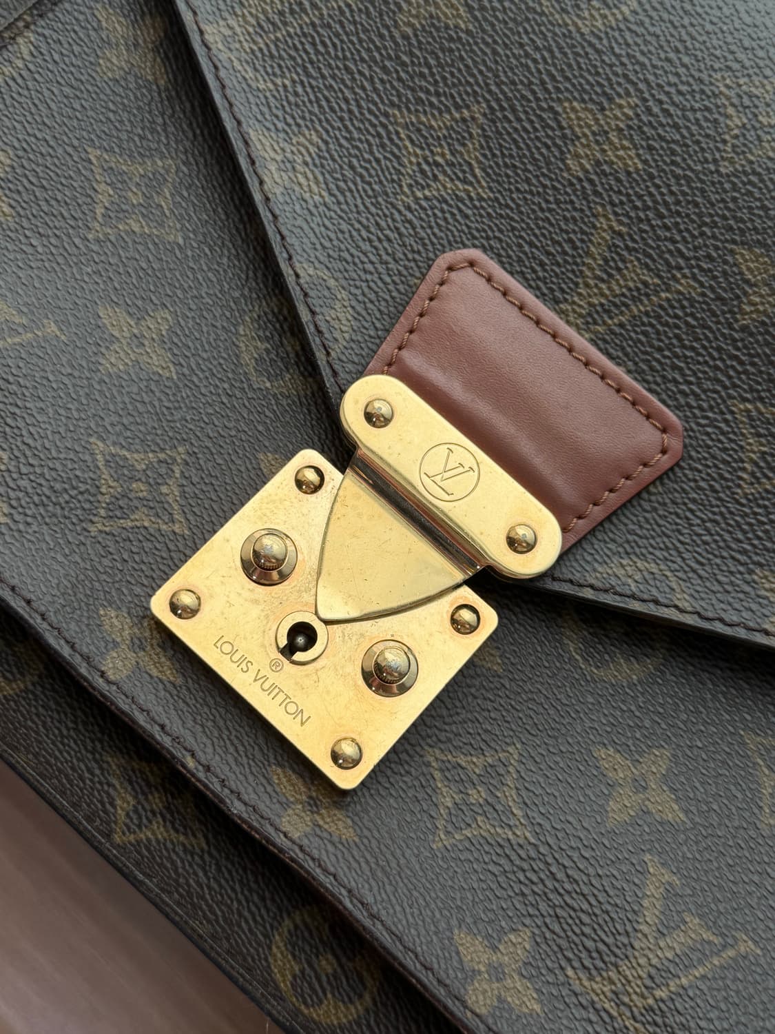 루이비통 몽소 모노그램 캔버스 26 상품이미지3