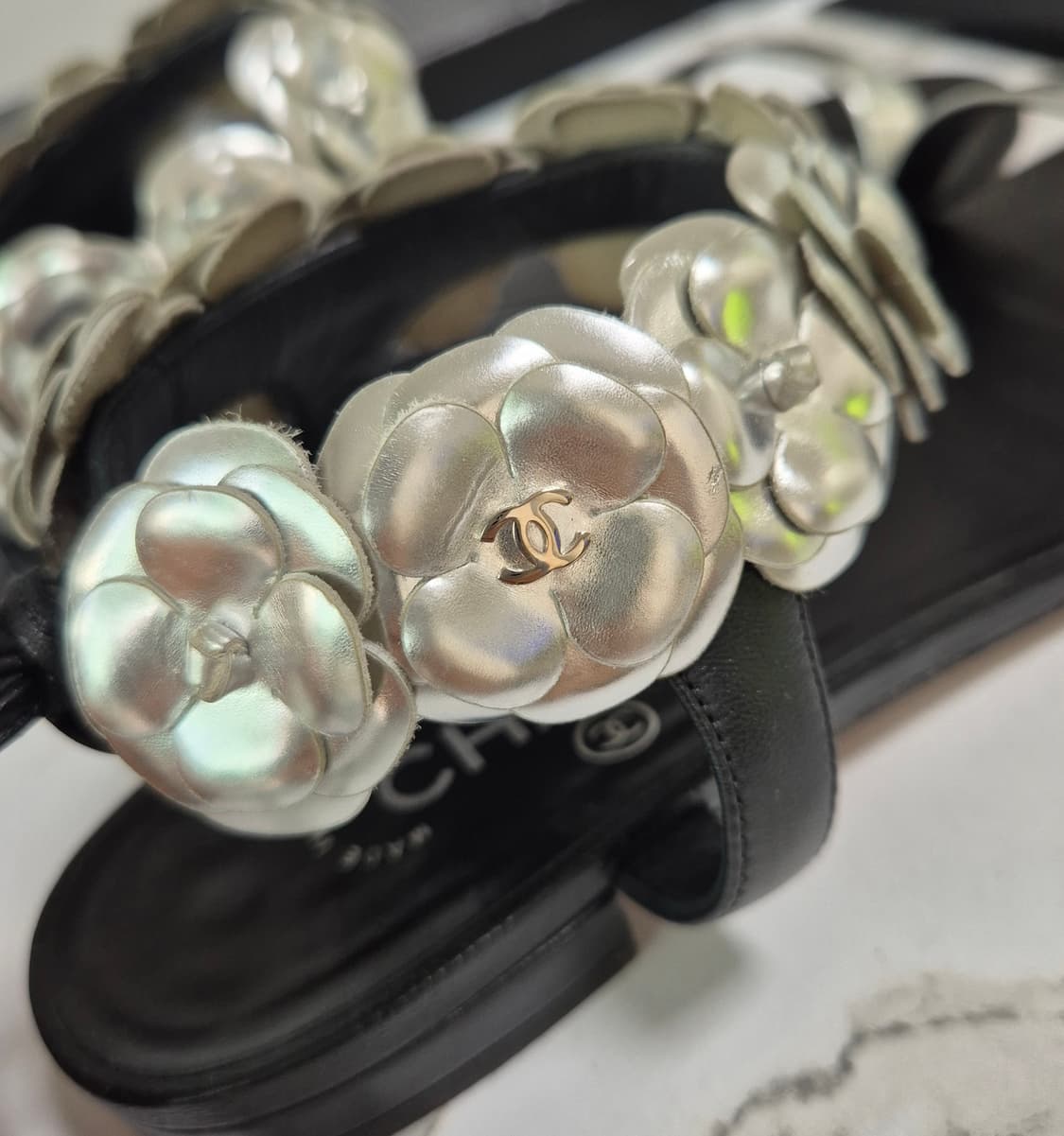 (정품) 샤넬 까멜리아 샌들 37 상품이미지6