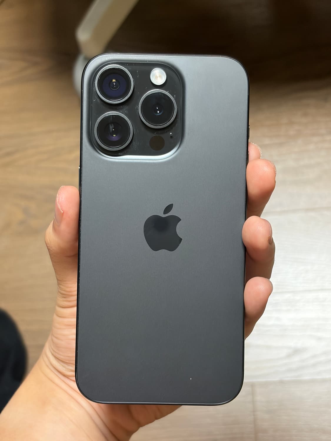 아이폰15 pro 프로 128 블랙 티타늄 상품이미지6